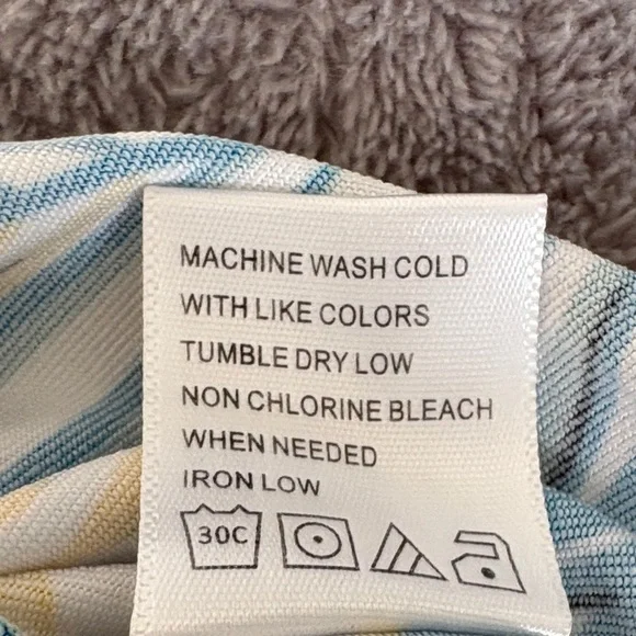 Tail Activewear Women's Sleevelless Tropical Leaf Print Golf Top: Sz: L; EUC - Picture 6 of 9